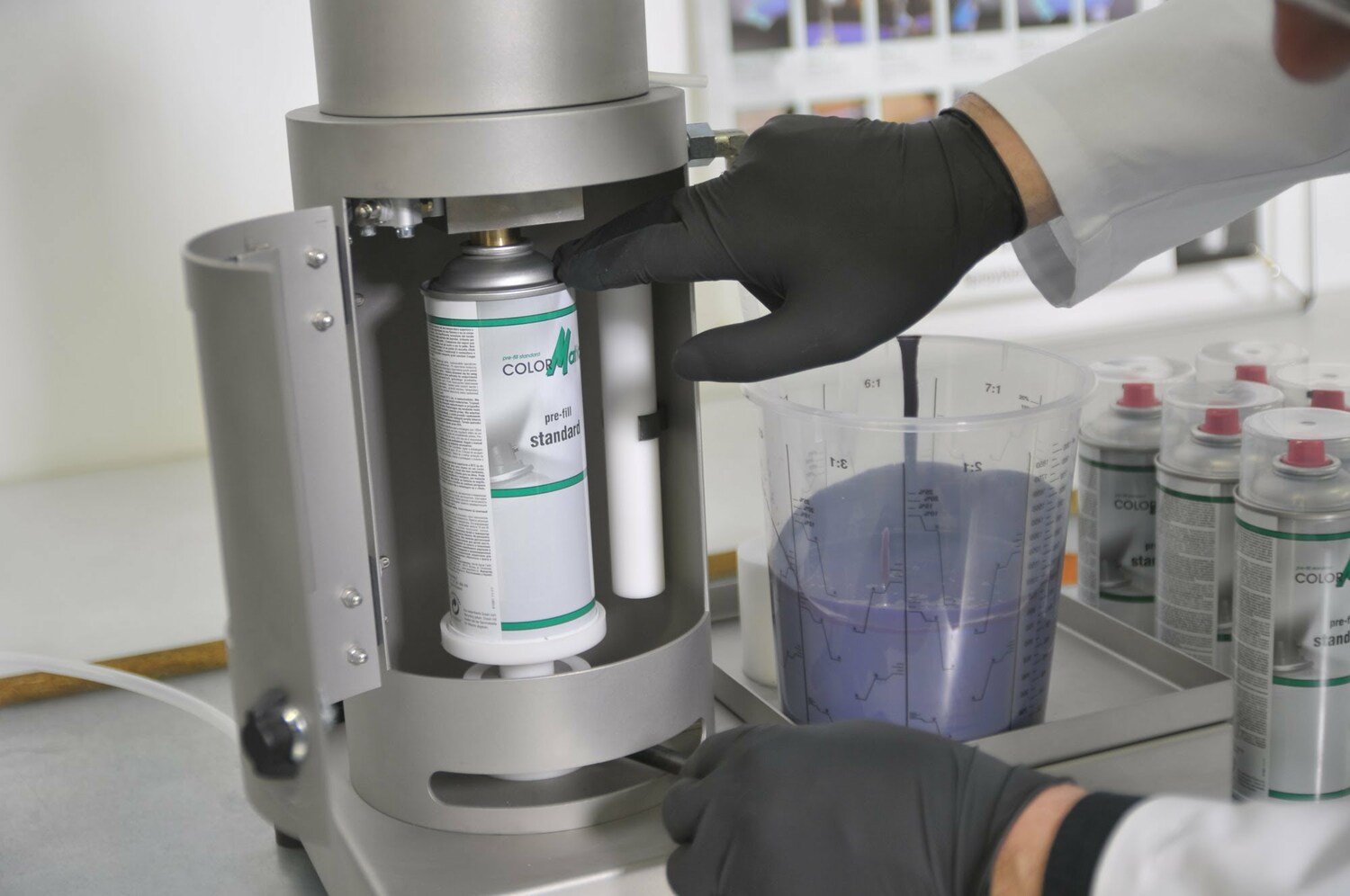 Заправка краски в баллончик